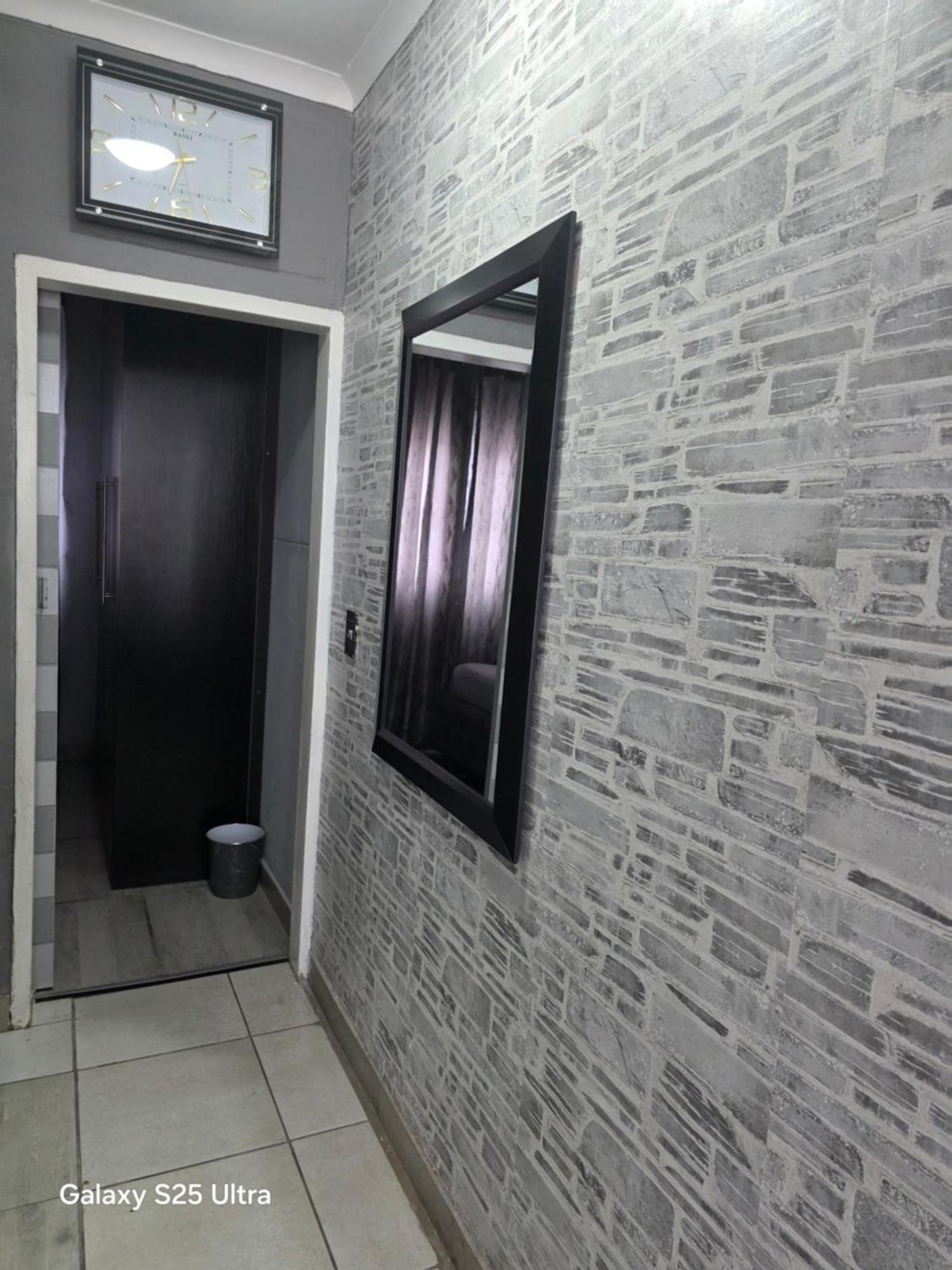Apartment Elite Escape